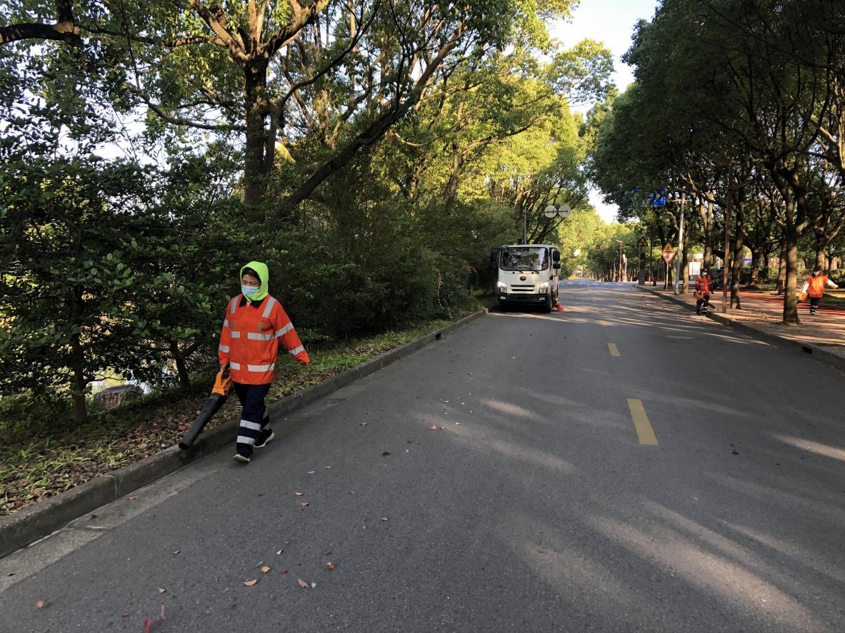 人機結(jié)合保障千人健步走路線